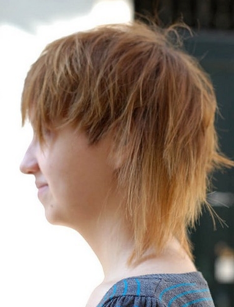 asymetryczne fryzury krótkie uczesanie damskie zdjęcie numer 27A